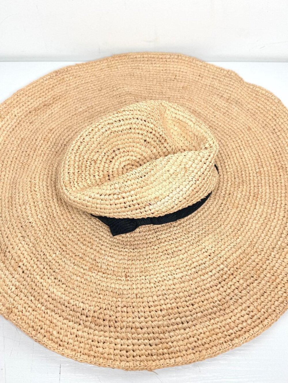 J CREW Extra Wide Brim Packable Straw Chic Beach Feminine Bow Oversized Hat S/M